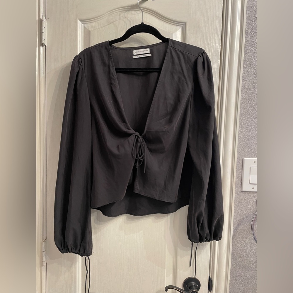 Urban Outfitters Black Top - Size XL - Pre-Owned